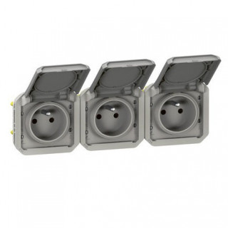 Triple prise de courant précâblée 3x2P+T horizontale étanche Plexo 16A 250V IP55 3 postes gris