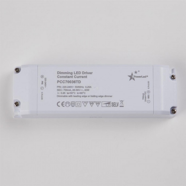 Driver à courant constant TRIAC dimmable 20-36W 700 mA