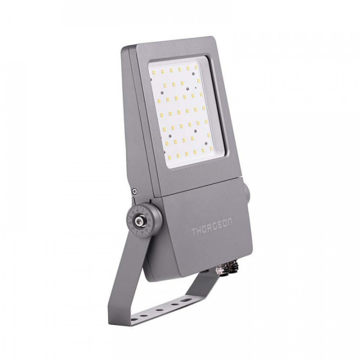 PROJECTEUR LED 150 w 4000 k 21000 lm 220 - 240 v IP66 IK08 R