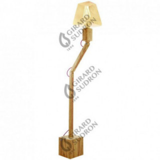 Lampadaire en bois par Fabri
